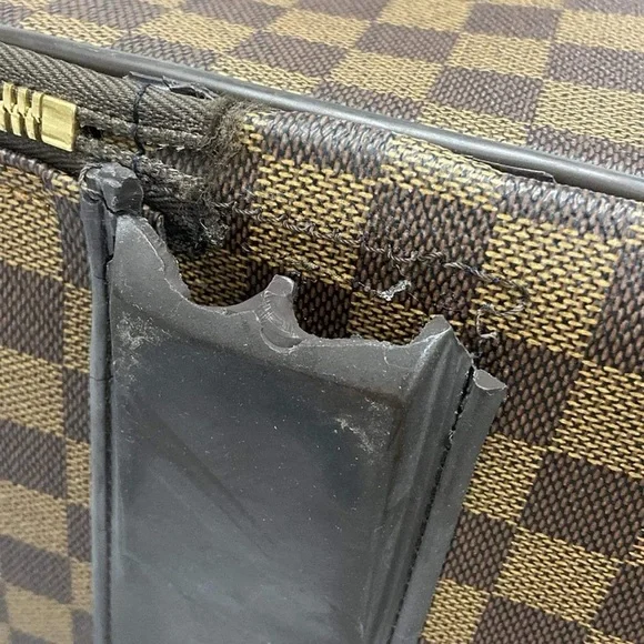 Authentic Louis Vuitton Pegasus 70 damier ebene travel suitcase